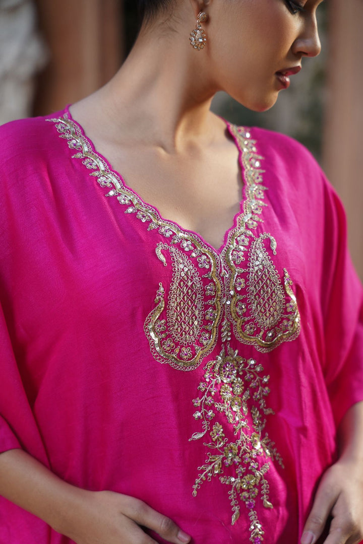 Miriella Kaftan- Pink