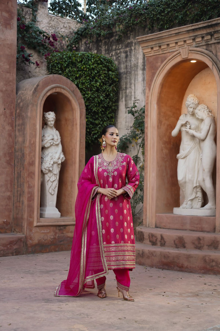 Mehr Brocade Suit Set - Pink