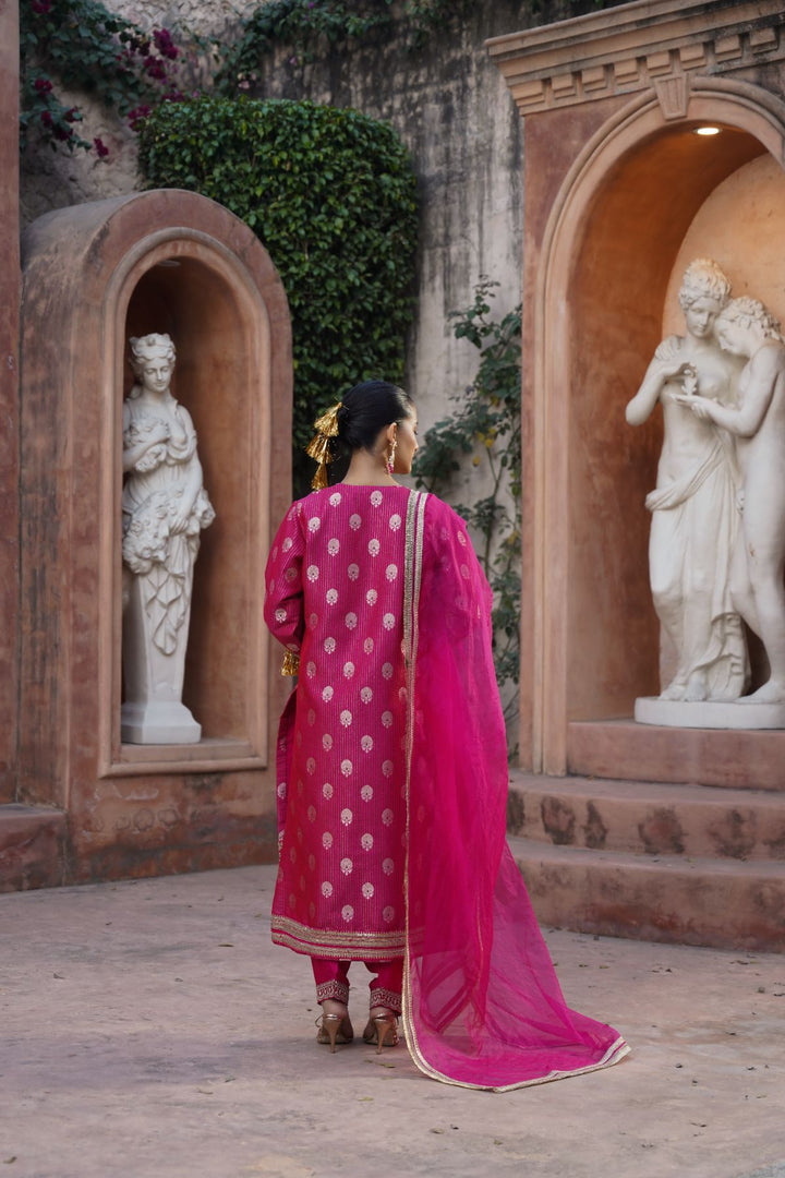 Mehr Brocade Suit Set - Pink