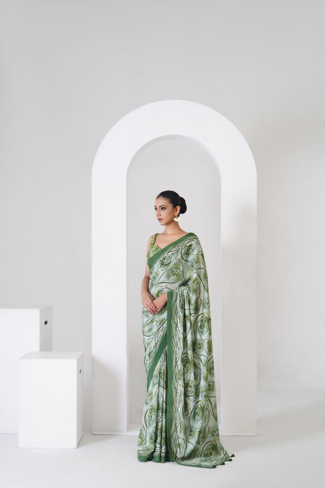 Aurelia Printed Saree - Green