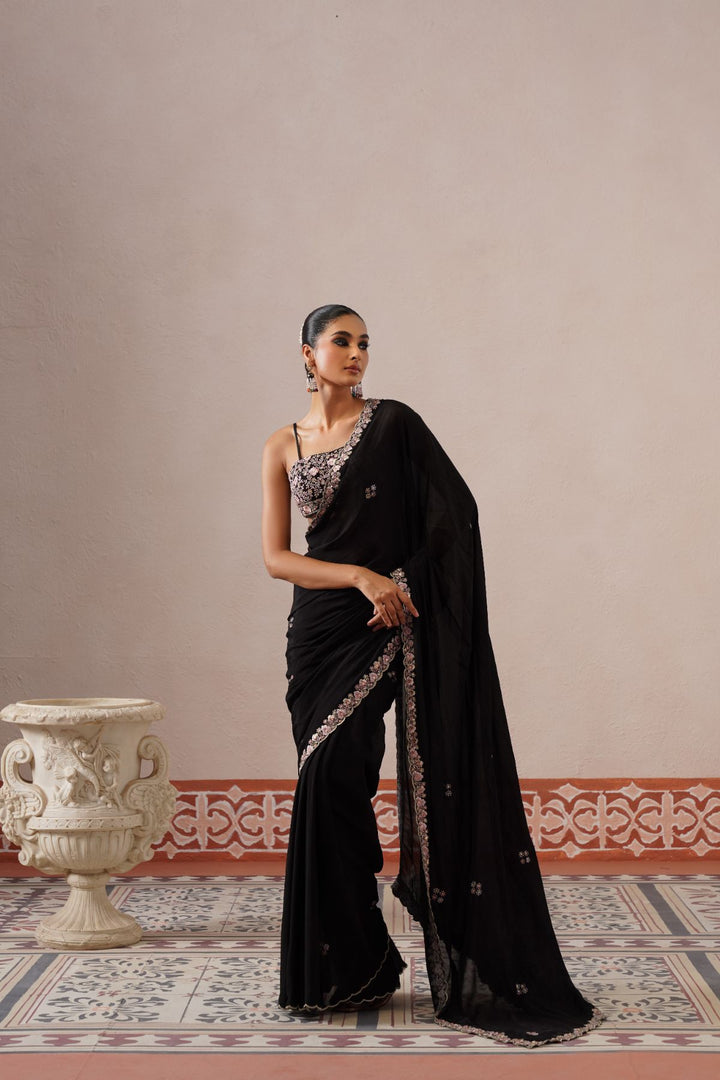 Velmira Saree-Black