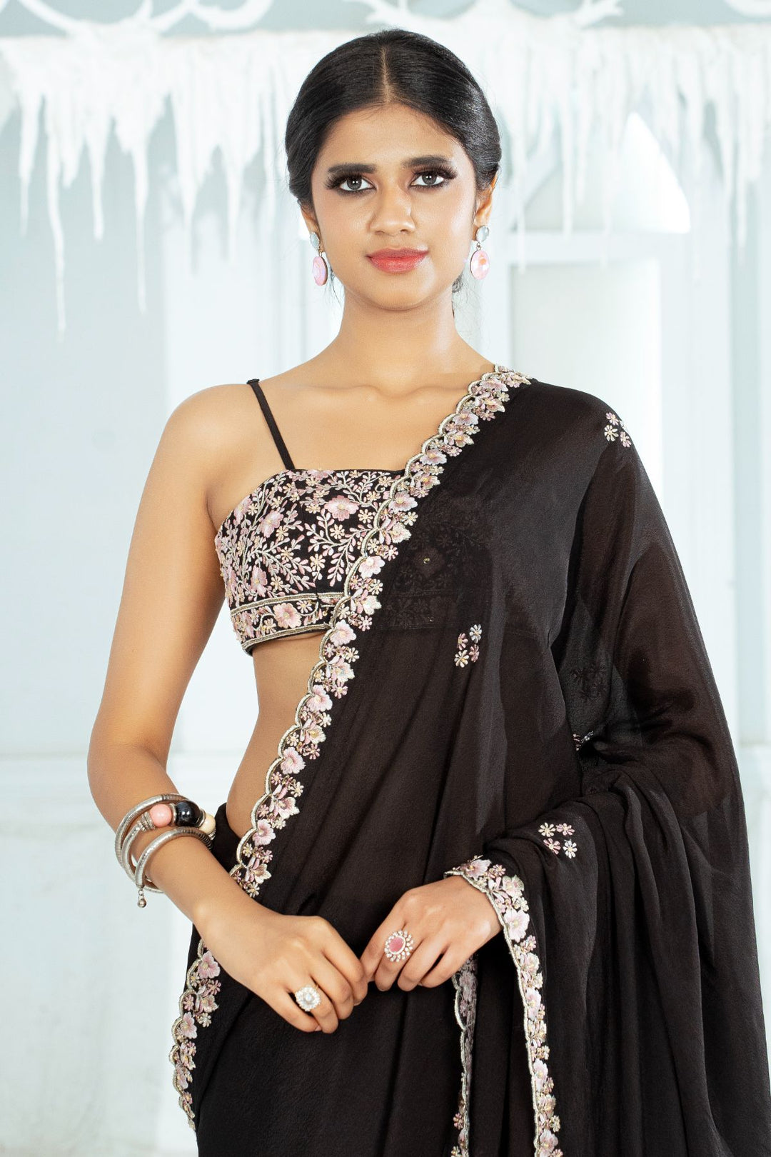 Velmira Saree-Black