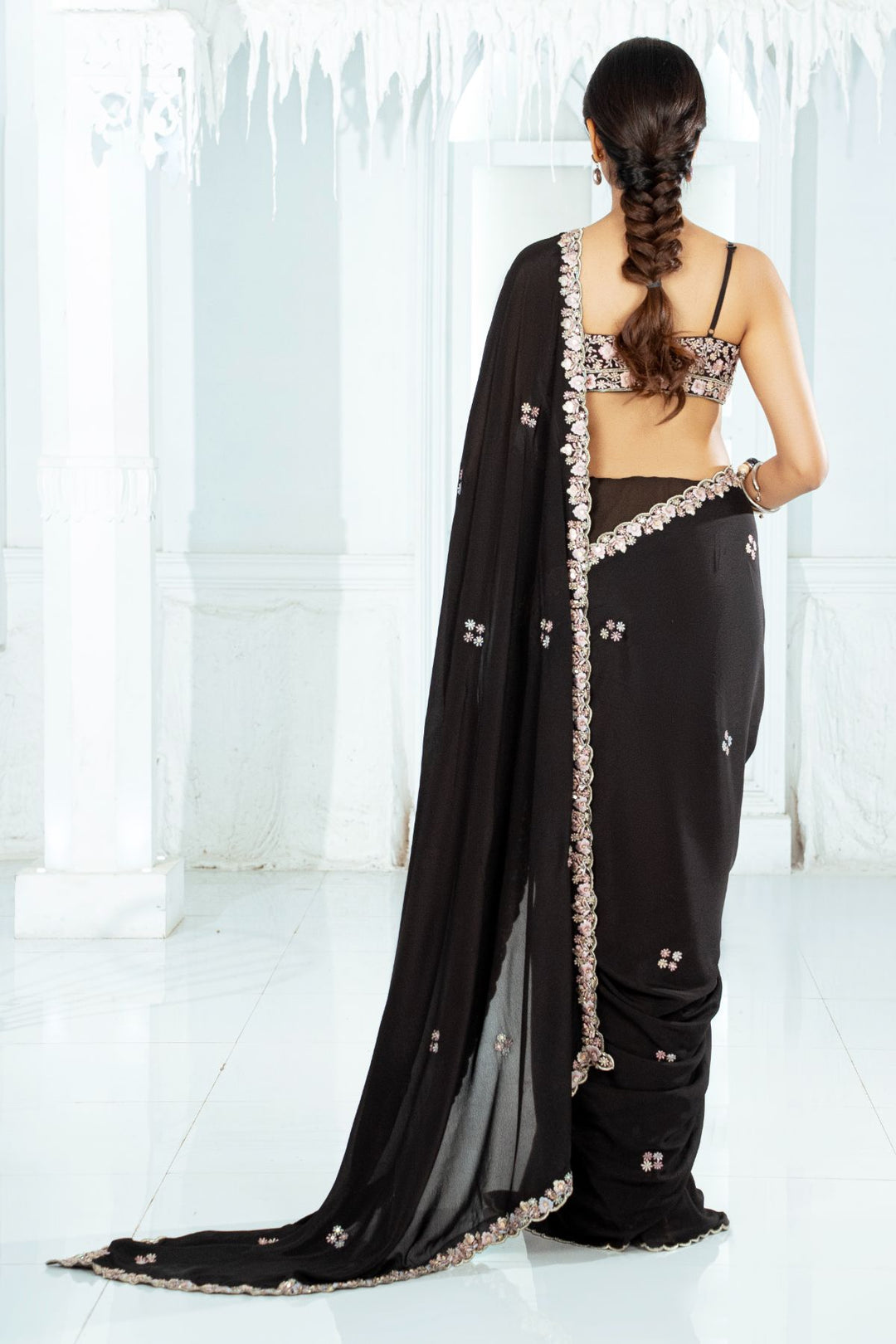 Velmira Saree-Black