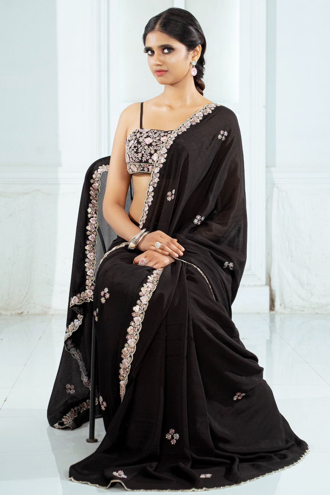 Velmira Saree-Black